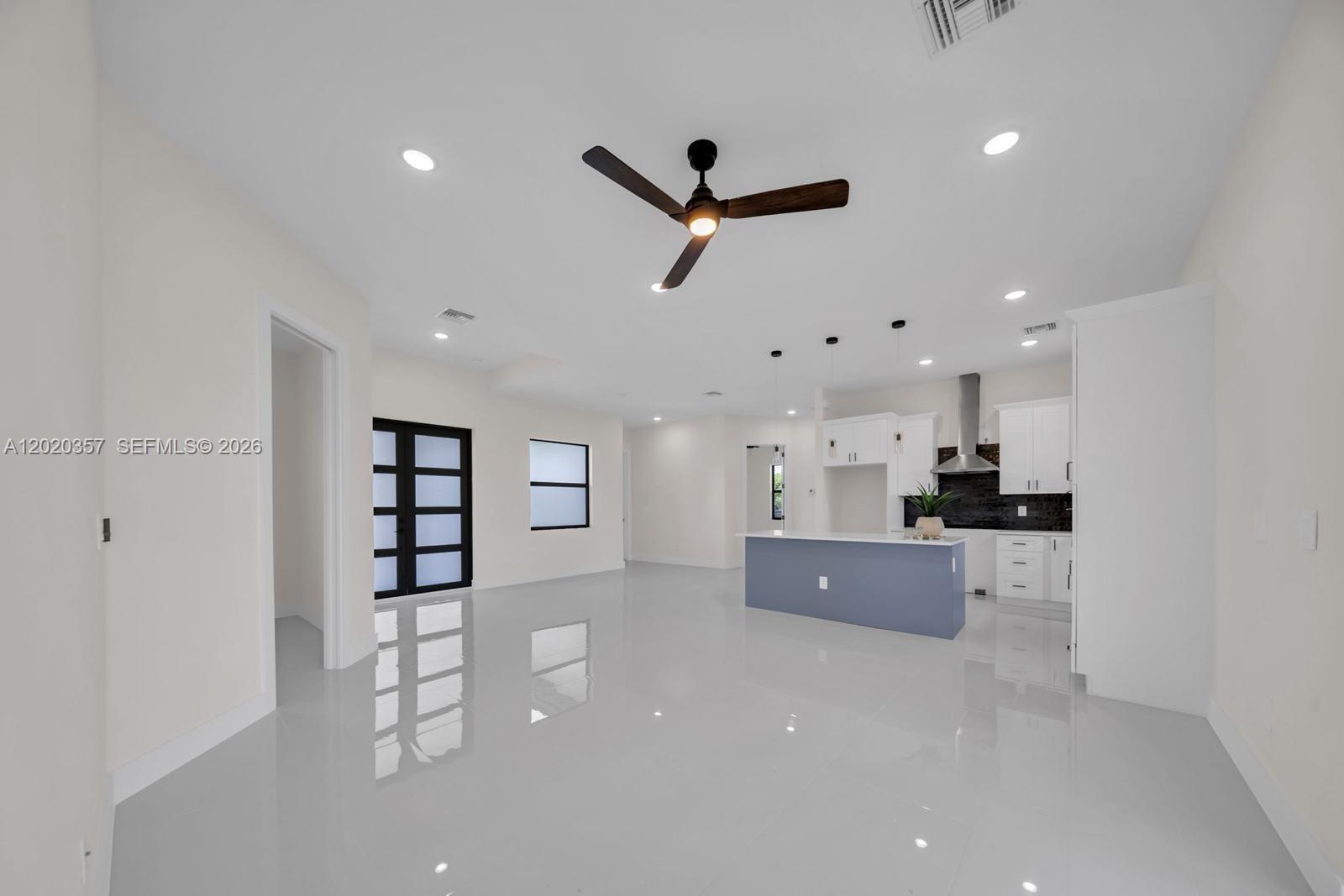 3114 39th Street Southwest Lehigh Acres, FL 33976 - Photo 4 of 5