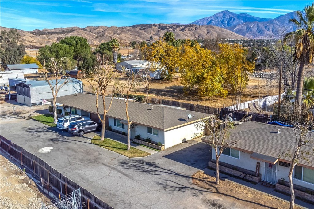 32390 Ave D Yucaipa, CA 92399 - Photo 30 of 44 a view of a terrace with sitting area