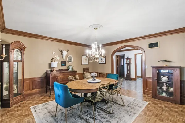 $1,400,000 | 1001 Highway 33, Portage, WI 53901