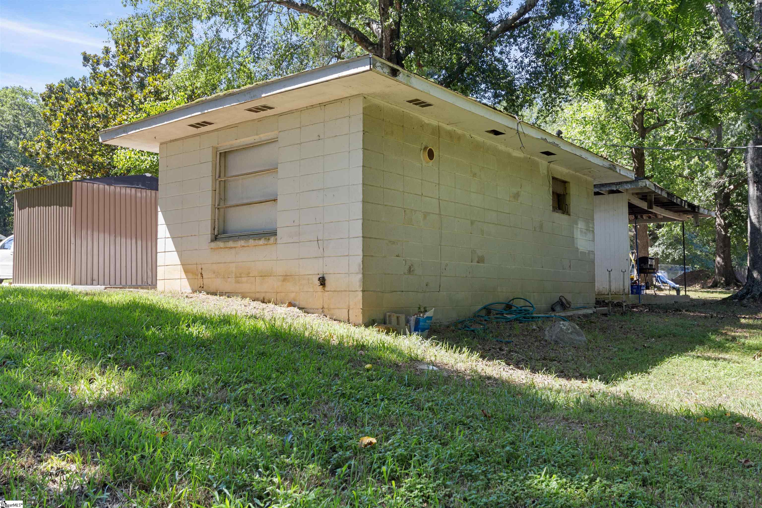 326 Murrell Road Greenville, SC 29605 - Photo 14 of 22
