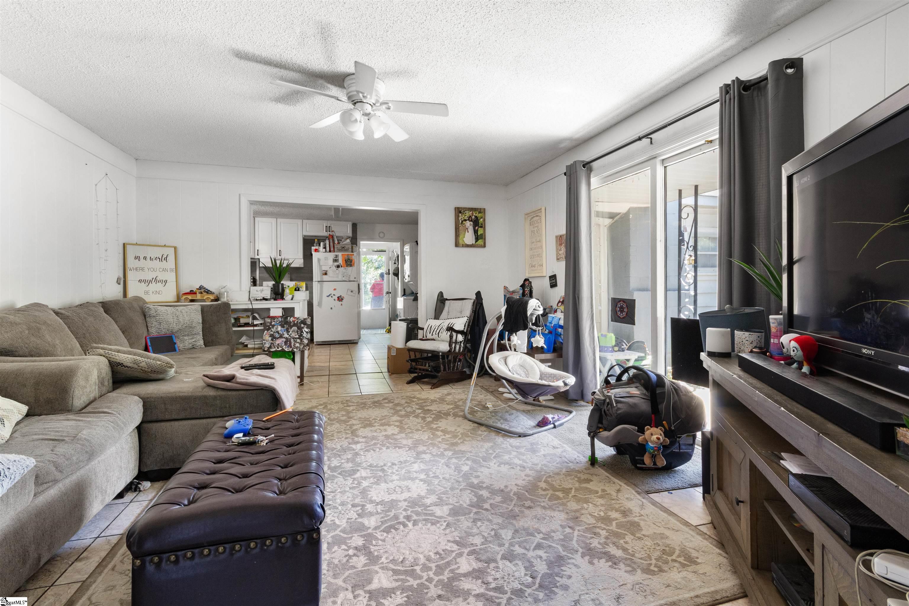 326 Murrell Road Greenville, SC 29605 - Photo 5 of 22