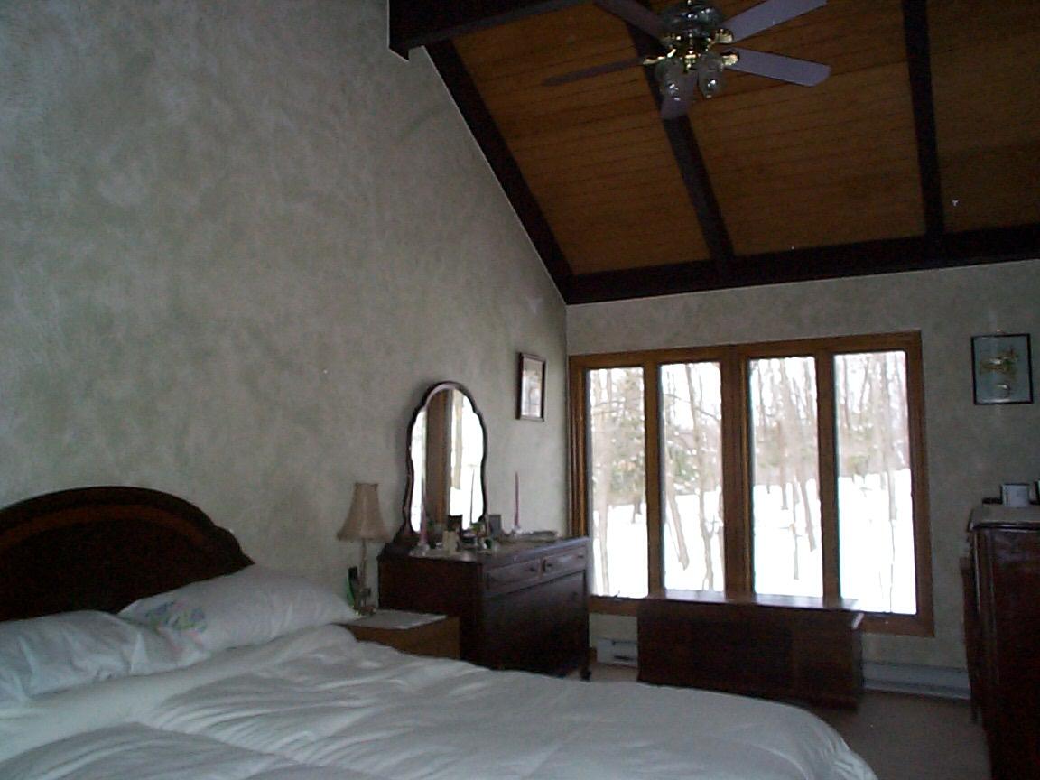 230 High Crest Road Canadensis, PA 18325 - Photo 10 of 20 Bedroom 3 View