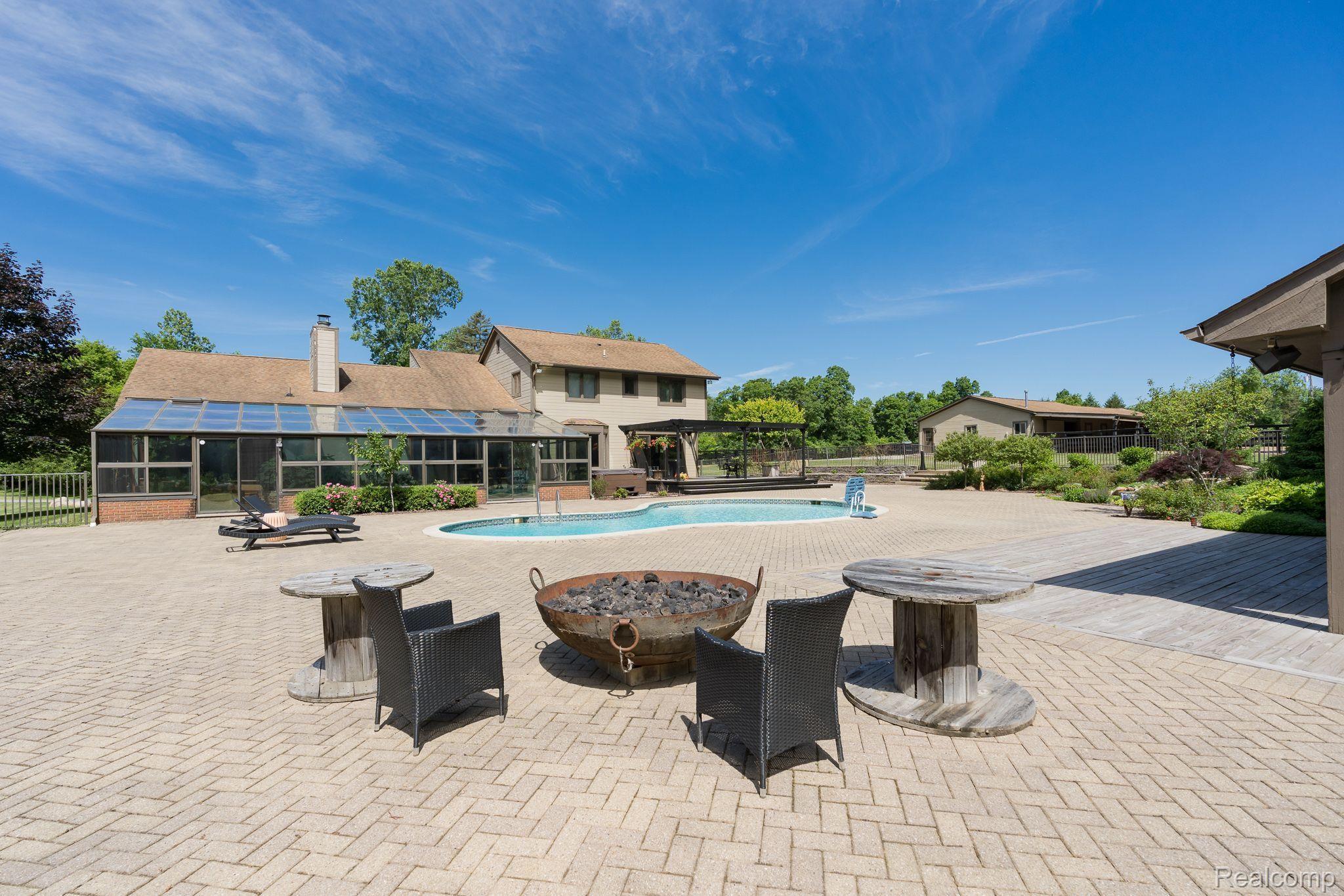 3965 Collins Road Oakland, MI 48363 - Photo 47 of 63 Gallery Image 47