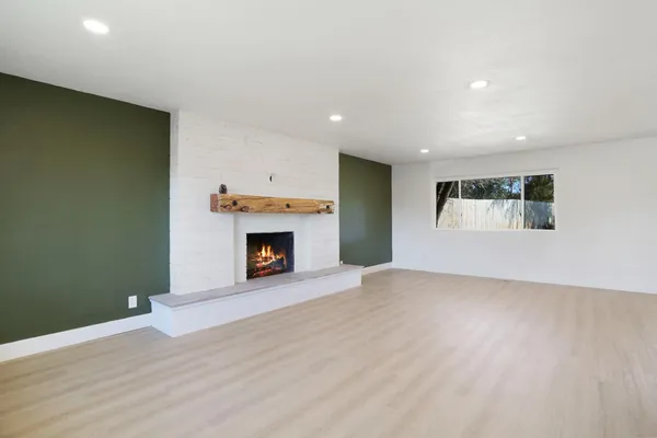 $689,000 | 304 Alta Vista Avenue, Roseville, CA 95678