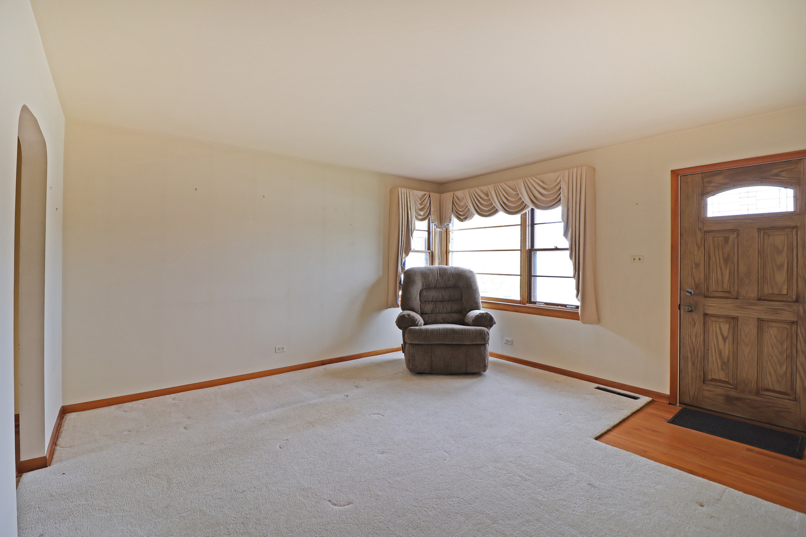 6027 Washington Street Chicago Ridge, IL 60415 - Photo 5 of 14 Gallery Image 5