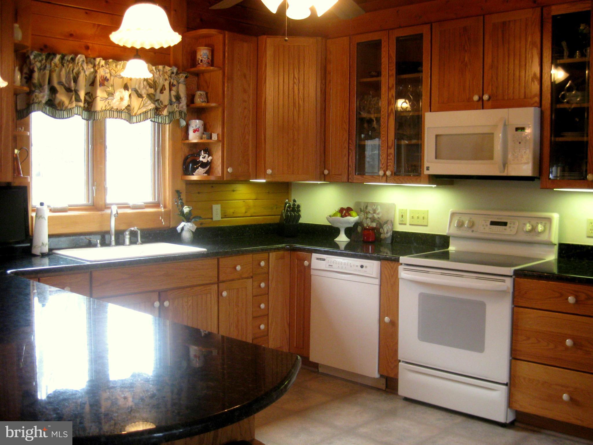 2 Jason Circle Ruther Glen, VA 22546 - Photo 19 of 30 Kitchen
