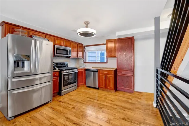 $849,000 | 230-03 144th Avenue | Brookville