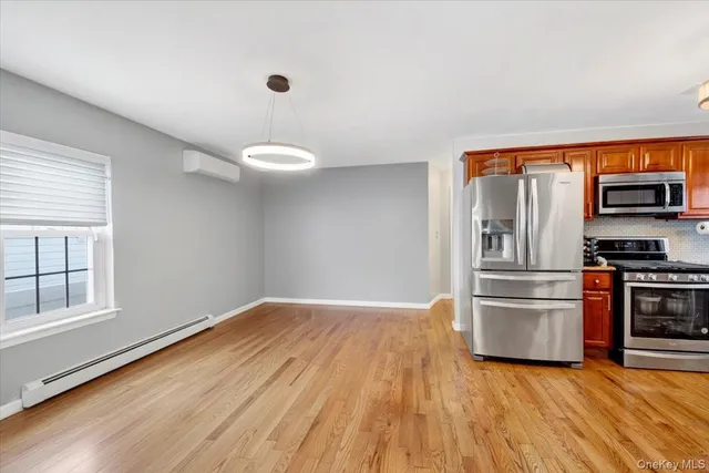 $849,000 | 230-03 144th Avenue | Brookville