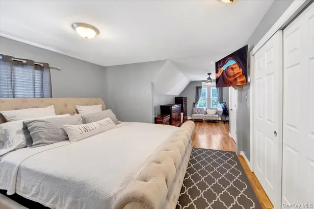 $849,000 | 230-03 144th Avenue | Brookville