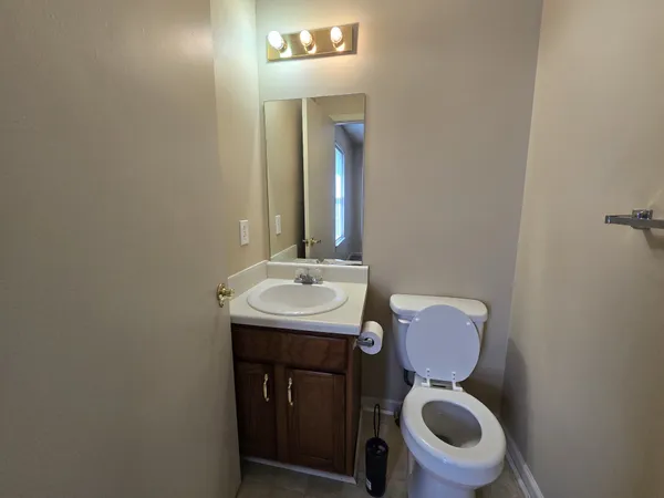 $1,225 | 1007 Walnut Drive, Clarksville, TN 37040