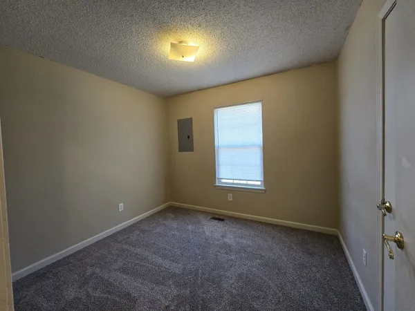 $1,225 | 1007 Walnut Drive, Clarksville, TN 37040