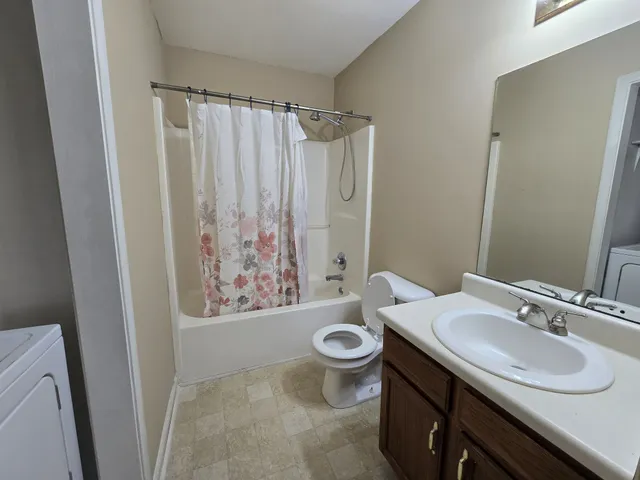 $1,275 | 1007 Walnut Drive, Clarksville, TN 37040