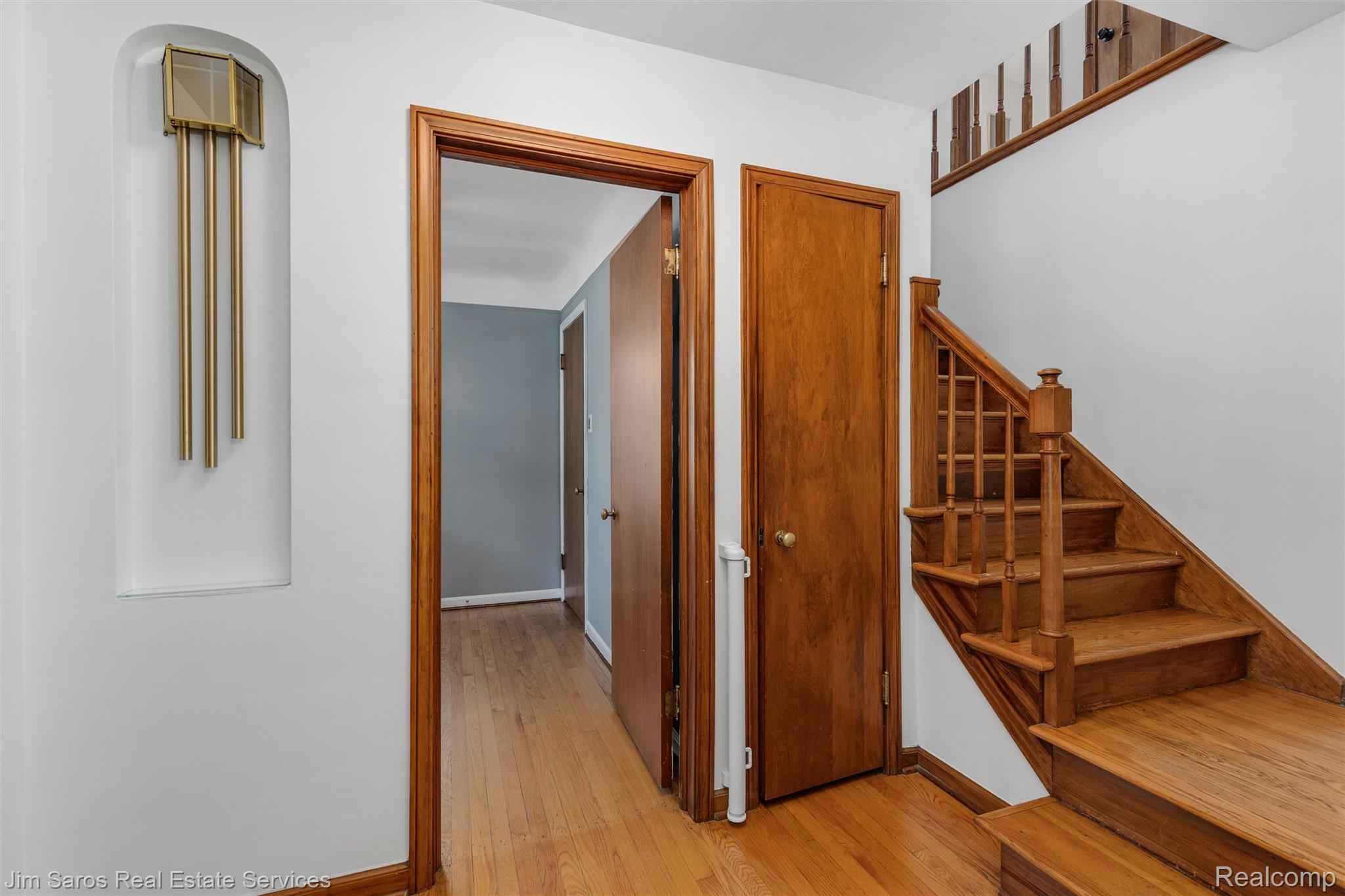 461 Allard Road Grosse Pointe, MI 48236 - Photo 16 of 38 03-461 Allard Rd Grosse Pointe Farms 0007.jpg