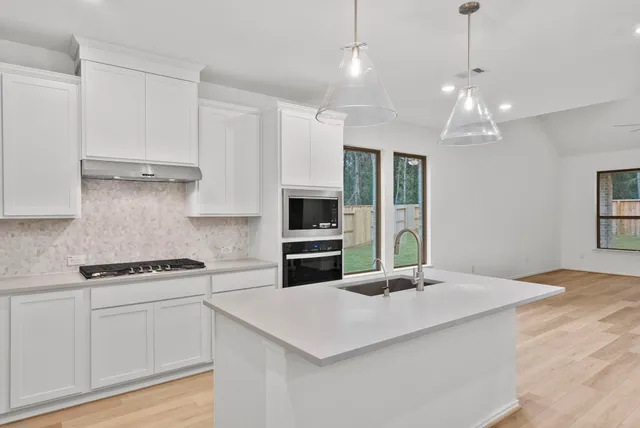 $499,990 | 22403 Sawmill Pass Lane, Porter, TX 77365