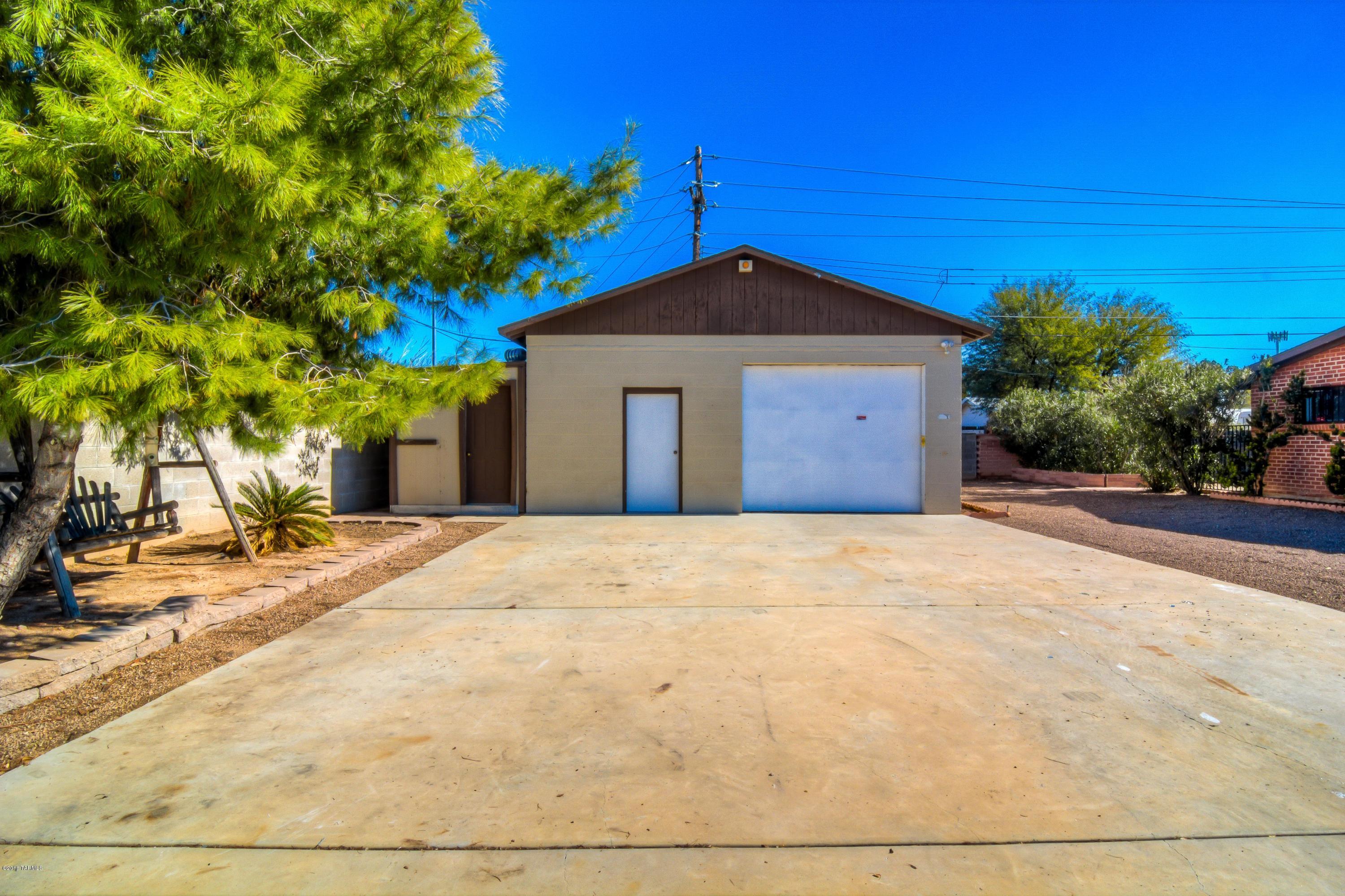 3550 North Olive Road Tucson, AZ 85719 - Photo 7 of 45