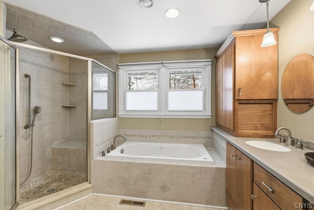 206 Haywood Road Geddes, NY 13219 - Photo 28 of 49