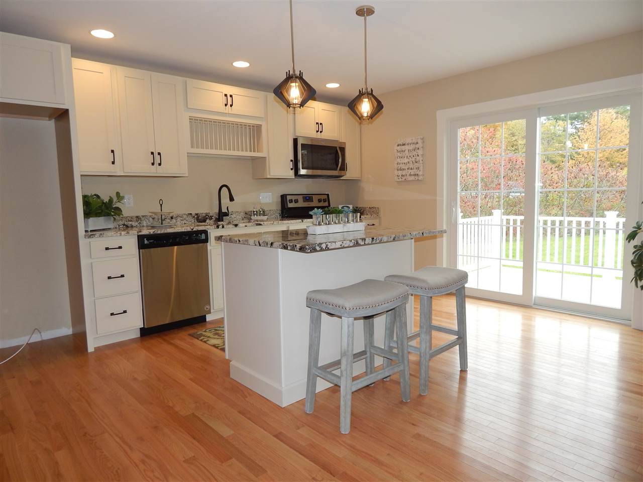 264 Drakeside Road, Unit 3 Hampton, NH 03842 - Photo 6 of 34 Gallery Image 6
