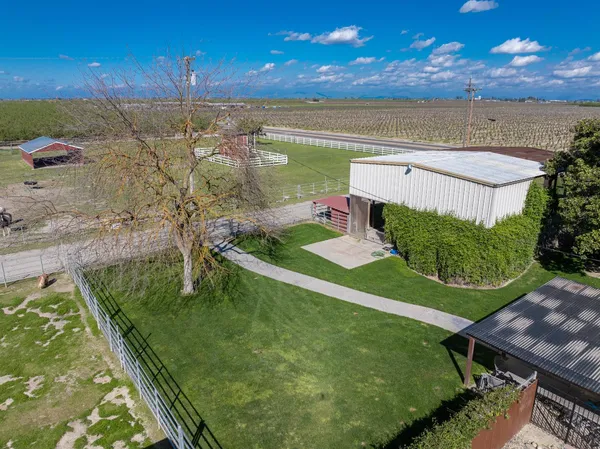 $1,850,000 | 14901 South Highland Avenue, Selma, CA 93662
