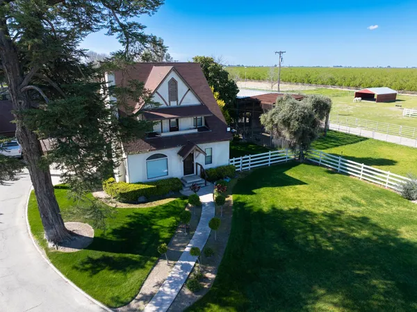 $1,850,000 | 14901 South Highland Avenue, Selma, CA 93662