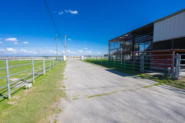 $1,850,000 | 14901 South Highland Avenue, Selma, CA 93662