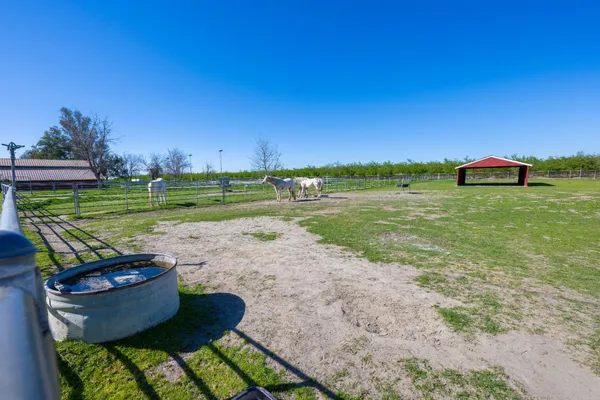$1,850,000 | 14901 South Highland Avenue, Selma, CA 93662