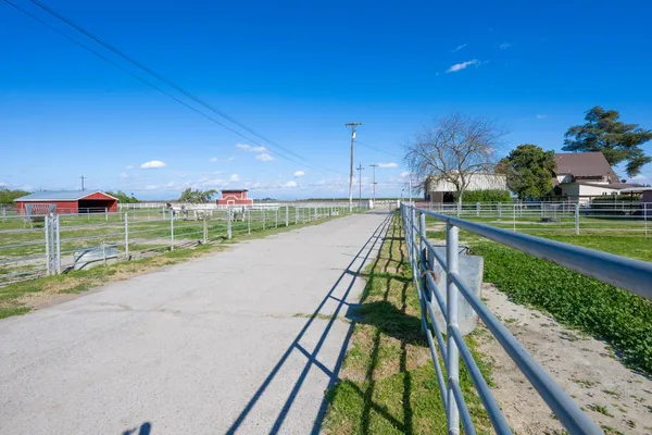$1,850,000 | 14901 South Highland Avenue, Selma, CA 93662