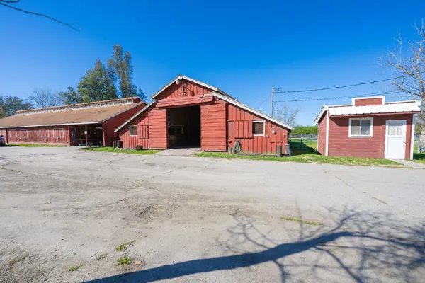 $1,850,000 | 14901 South Highland Avenue, Selma, CA 93662