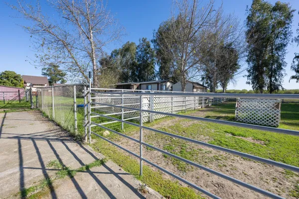 $1,850,000 | 14901 South Highland Avenue, Selma, CA 93662