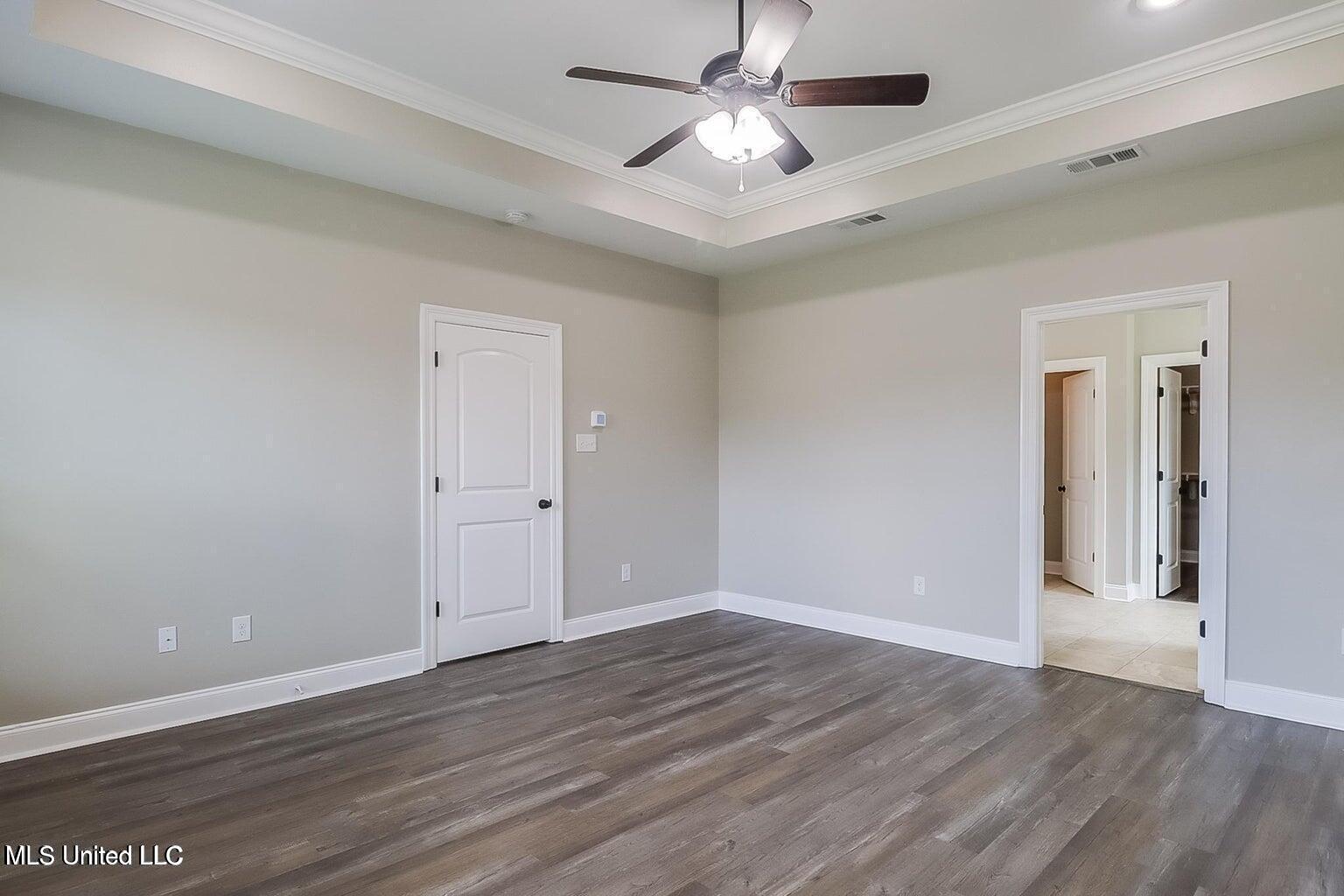 13253 Mary's Way D'Iberville, MS 39540 - Photo 18 of 32 20250114034513005155000000-o