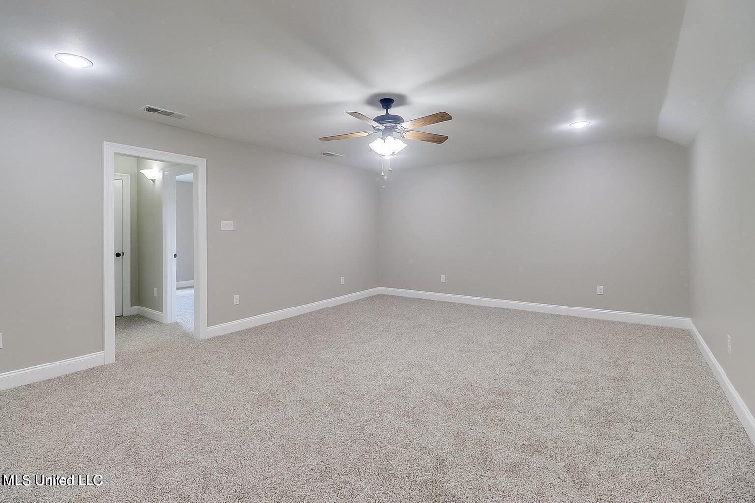 13253 Mary's Way D'Iberville, MS 39540 - Photo 29 of 32 20250114034508713890000000-o