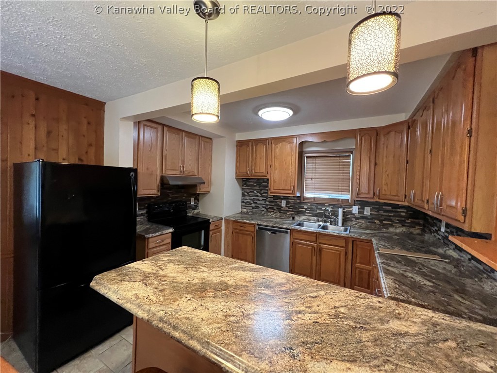 641 Stratton Street Logan, WV 25601 - Photo 7 of 23 Kitchen 1