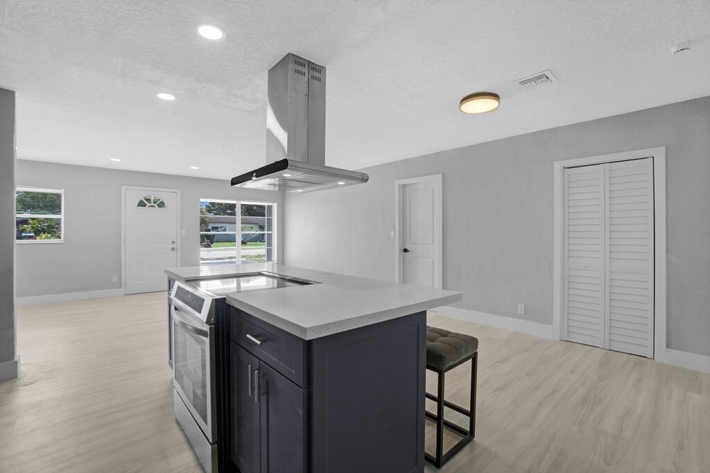 6721 Simms Street Hollywood, FL 33024 - Photo 8 of 25 12_1024px