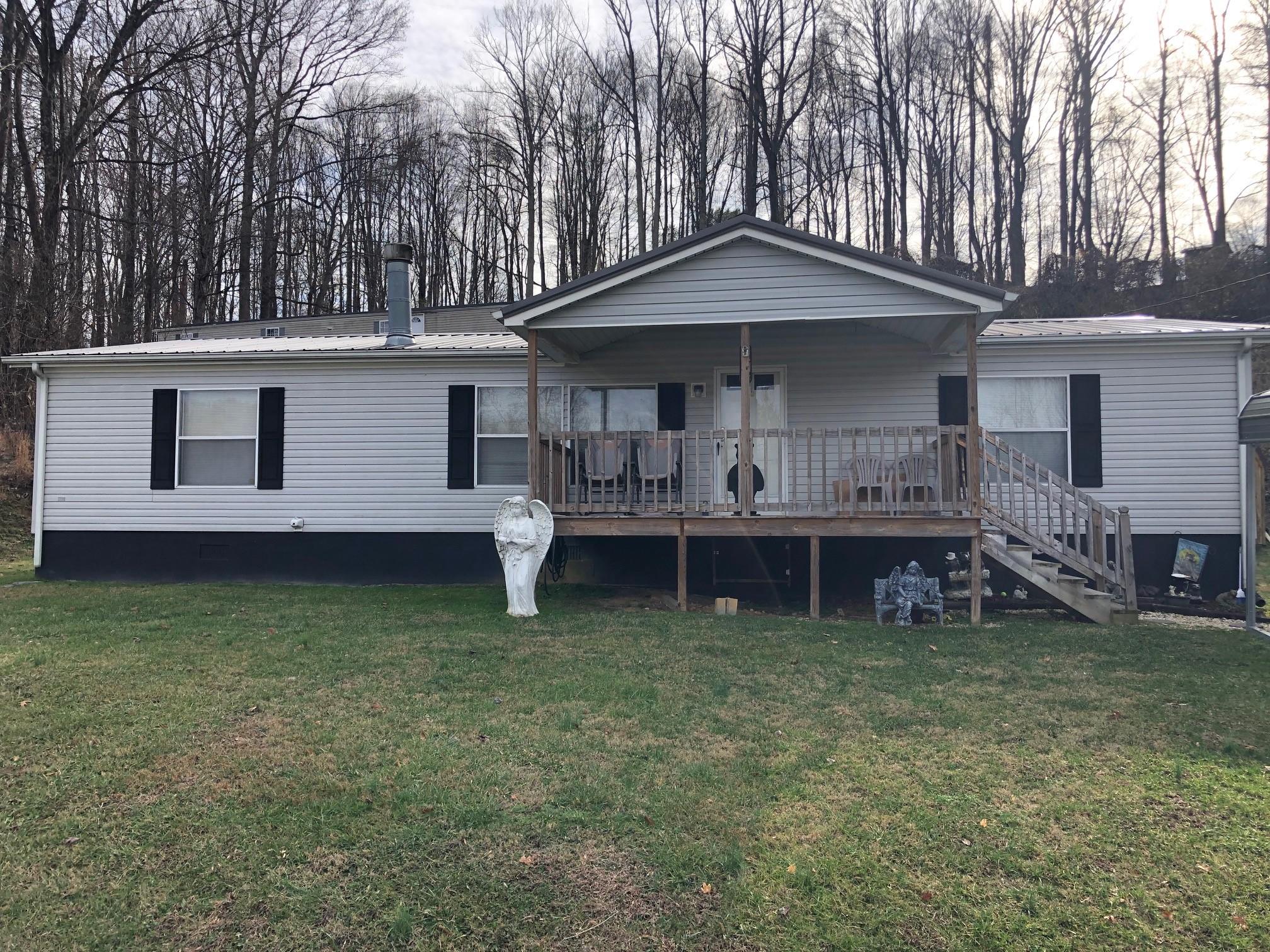 690 Vinton Avenue Erwin, TN 37650 - Photo 1 of 15 Vinton Exterior