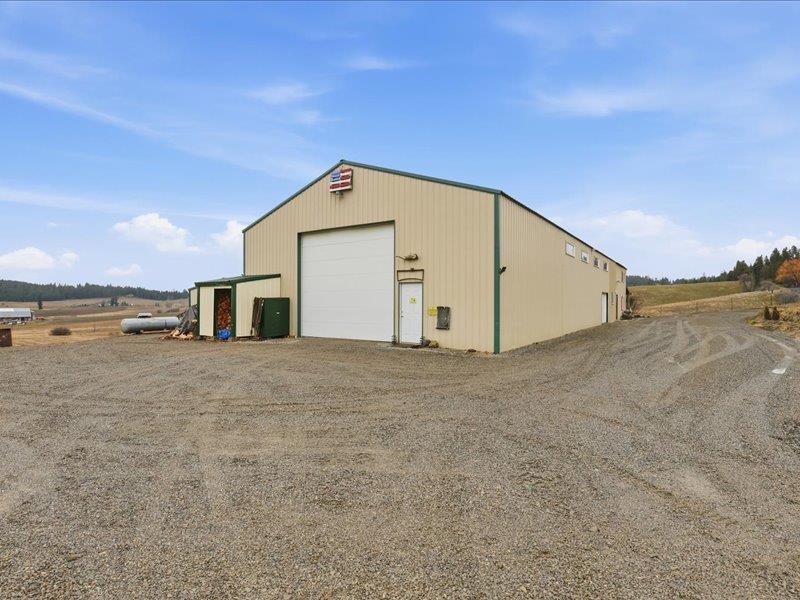 26323 North Madison Road Chattaroy, WA 99003 - Photo 44 of 50