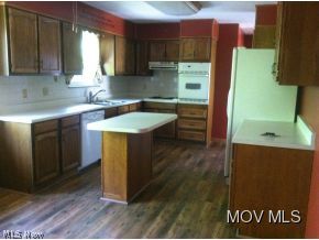 202 Brent Circle Ripley, WV 25271 - Photo 6 of 10 Kitchen