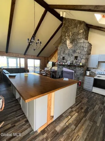 $325,000 | 4593 Route 20 Durham Ny 12423, Canajoharie, NY 13317