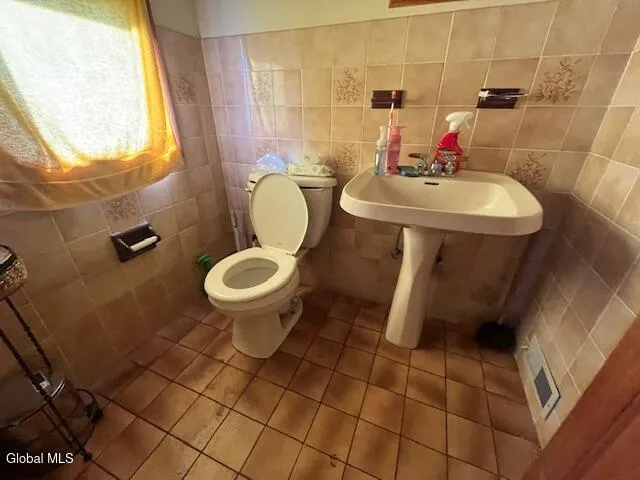 $325,000 | 4593 Route 20 Durham Ny 12423, Canajoharie, NY 13317