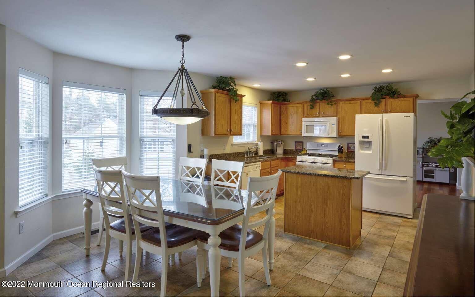 188 Topside Road Manahawkin, NJ 08050 - Photo 4 of 25 Fluehr.4