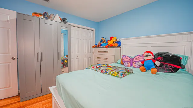 $374,995 | 23 Heaton Street, Waterbury, CT 06705