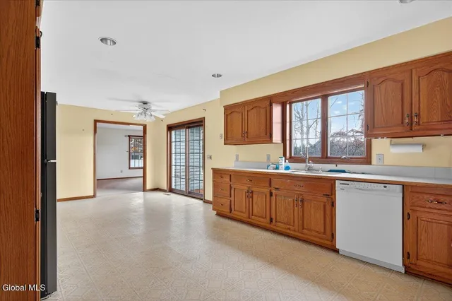 $525,000 | 3067 New Williamsburg Drive, Guilderland, NY 12303