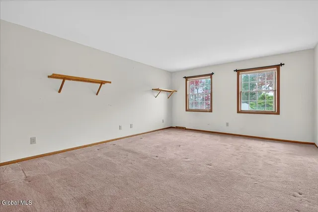 $525,000 | 3067 New Williamsburg Drive, Guilderland, NY 12303