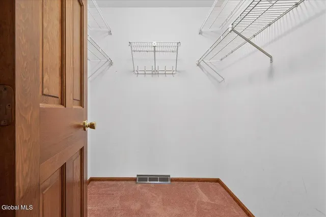 $525,000 | 3067 New Williamsburg Drive, Guilderland, NY 12303