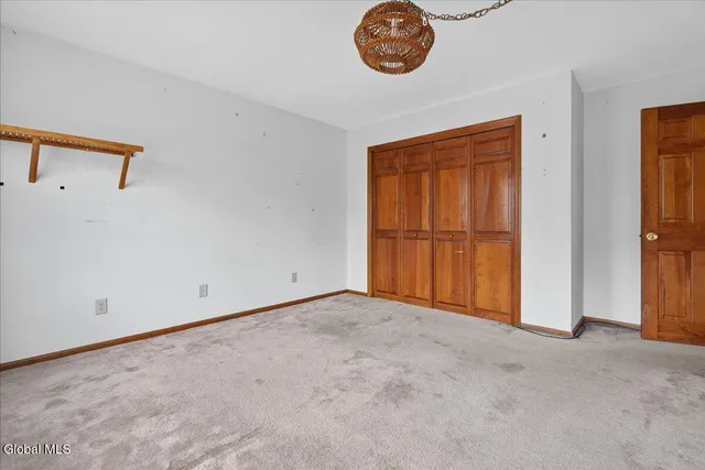 $525,000 | 3067 New Williamsburg Drive, Guilderland, NY 12303