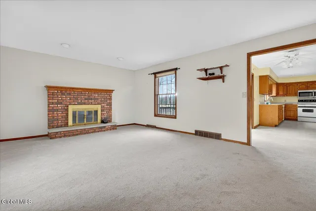 $525,000 | 3067 New Williamsburg Drive, Guilderland, NY 12303