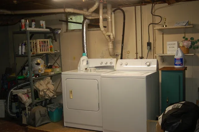 $600,000 | 195 Slab Bridge Road, Freetown, MA 02702