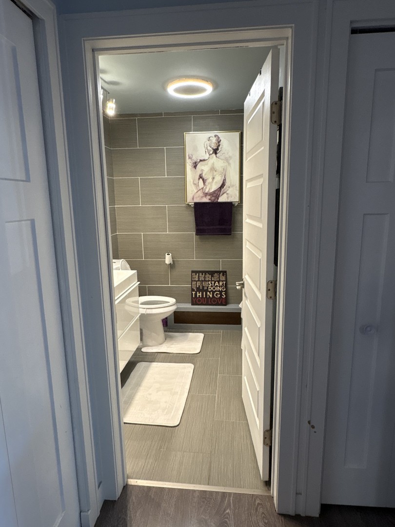 7000 Mather Avenue, Unit 303 Chicago Ridge, IL 60415 - Photo 13 of 18 Gallery Image 13