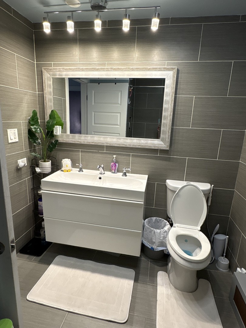 7000 Mather Avenue, Unit 303 Chicago Ridge, IL 60415 - Photo 15 of 18 Gallery Image 15