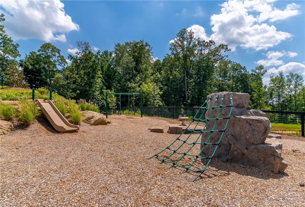 2033 Welden Ridge Road Kernersville, NC 27284 - Photo 26 of 31 Gallery Image 26