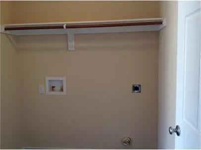 $2,100 | 1928 Alanbrooke Drive, Fort Worth, TX 76140