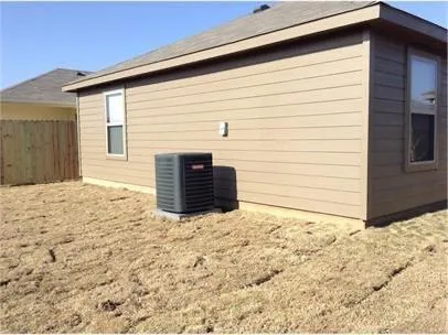 $2,100 | 1928 Alanbrooke Drive, Fort Worth, TX 76140